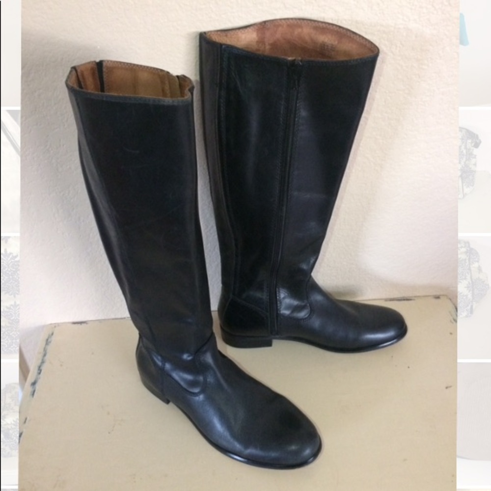 Kenneth Cole New York Women’s boots